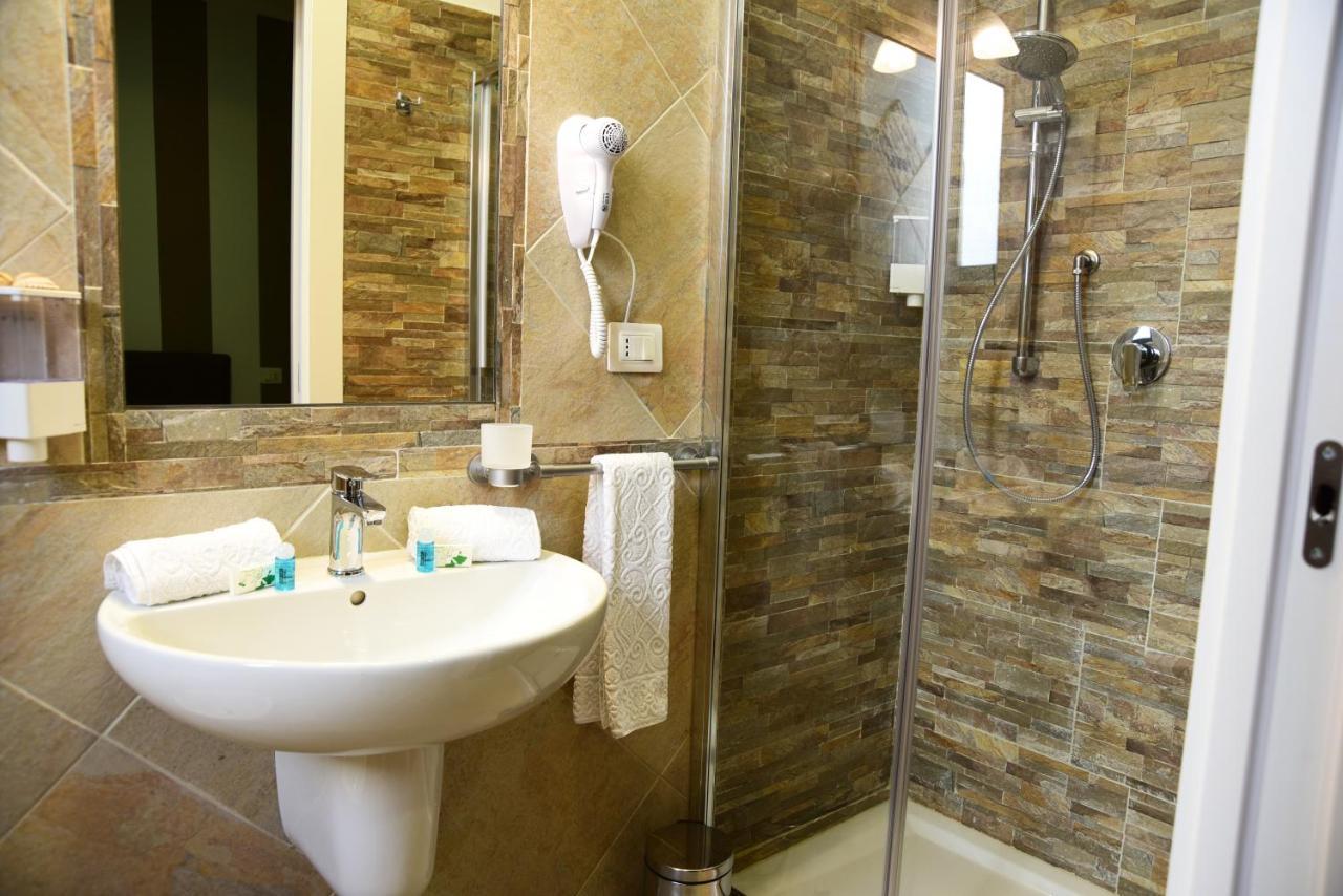 Armonia Rooms Termoli Luaran gambar